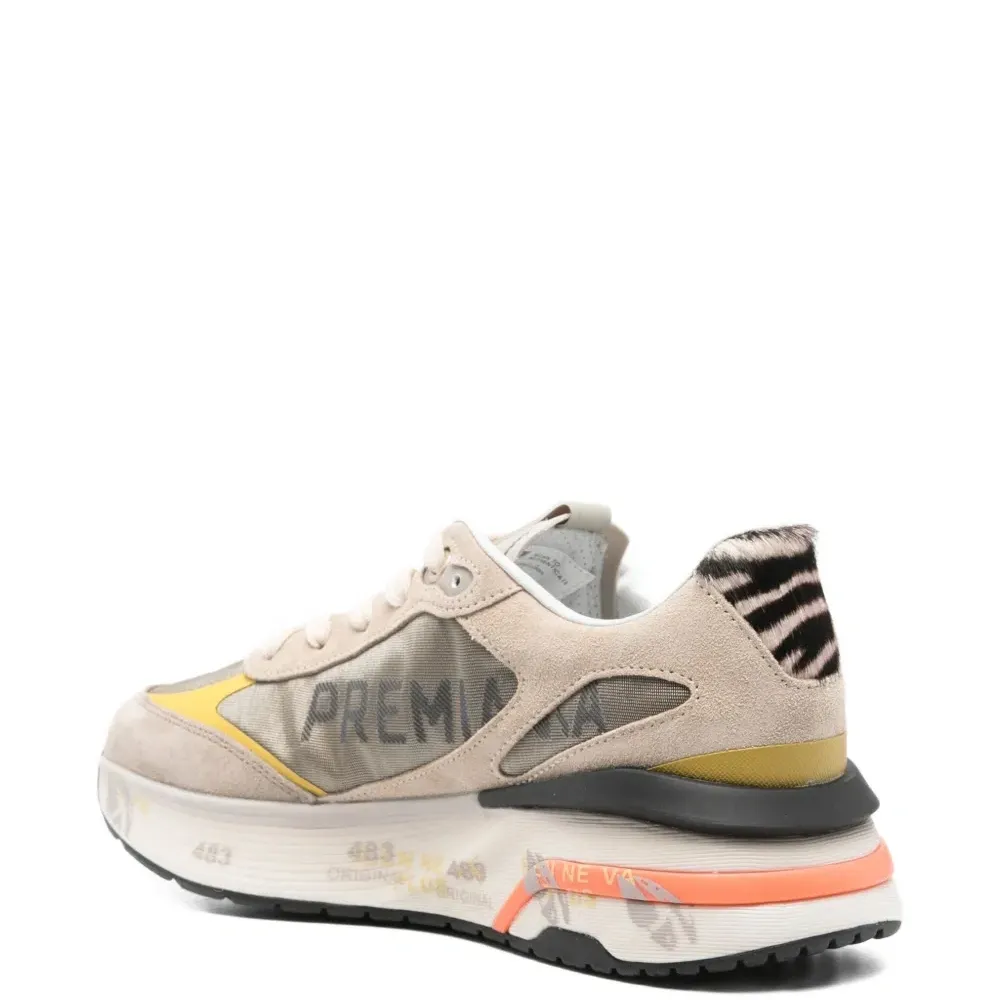 Кроссовки со вставками