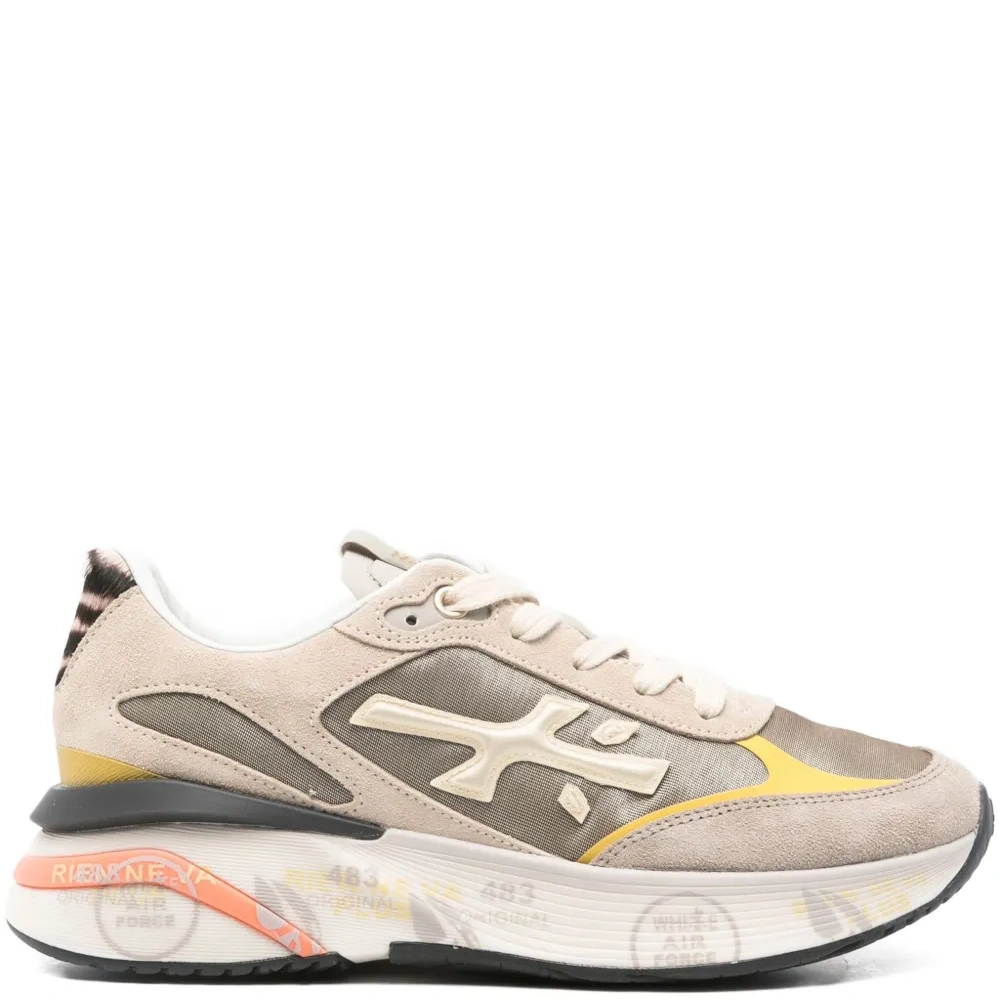 Кроссовки со вставками