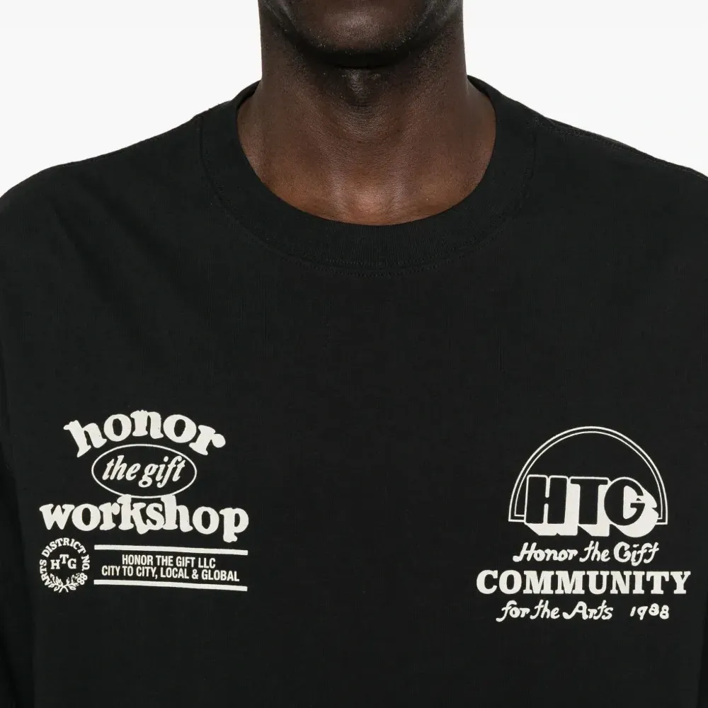 Футболка с графическим принтом