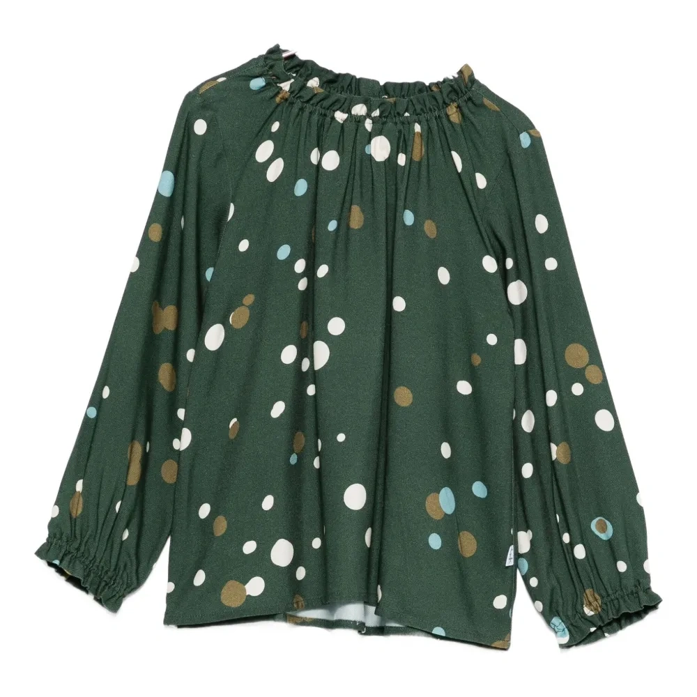 Блузка в горошек с рюшами