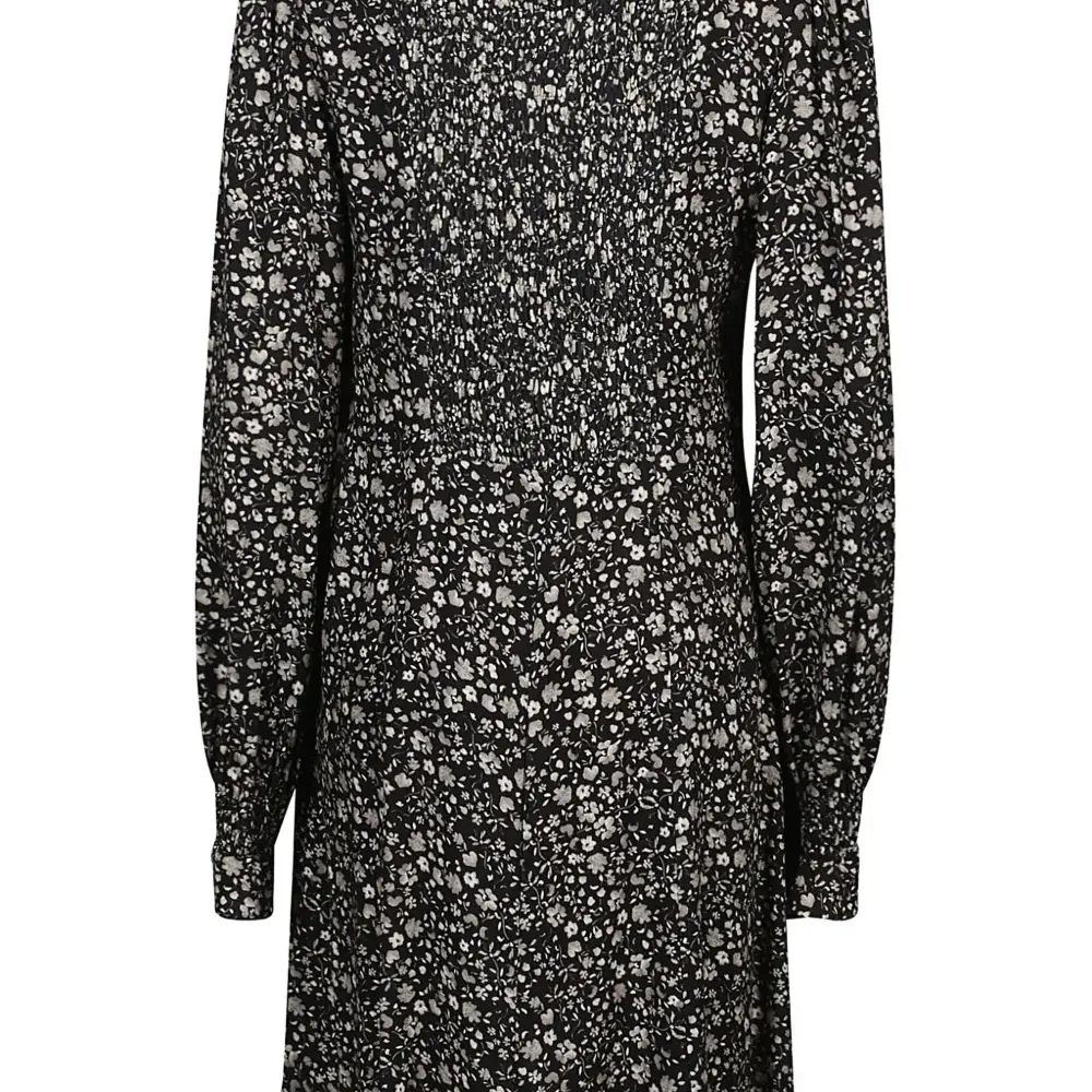 Платье с цветочным принтом и присборенной отделкой Платье с цветочным принтом и присборенной отделкой