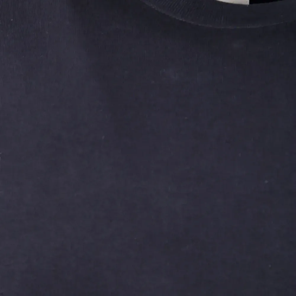 Футболка с нашивкой-логотипом