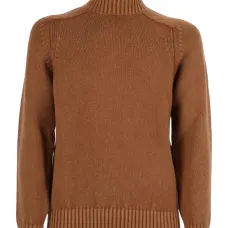 Шерстяной свитер с высоким воротником