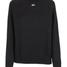 Свитер с воротником-стойкой