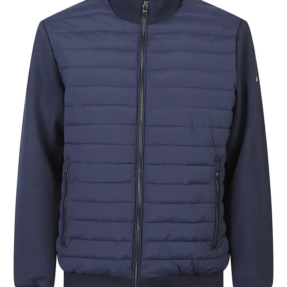 Бомбер со стегаными вставками