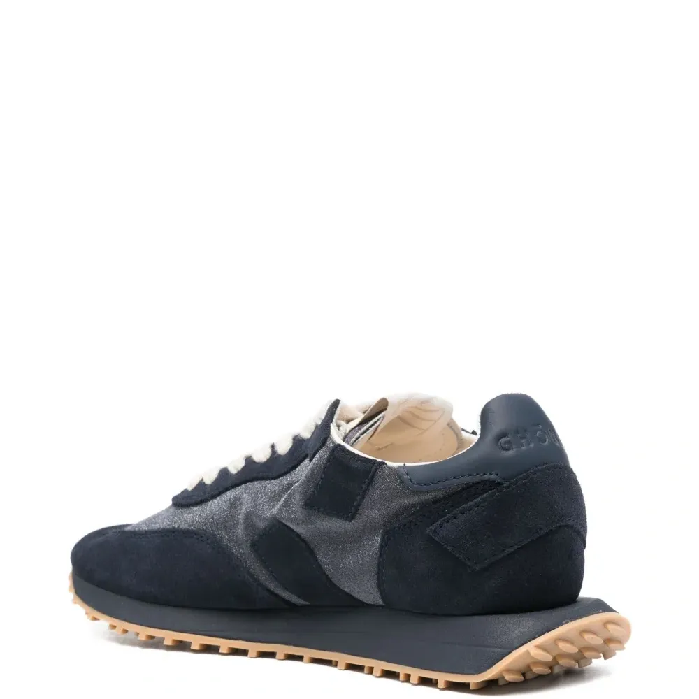 Кроссовки с вставками