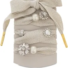 Шнурки, украшенные жемчугом