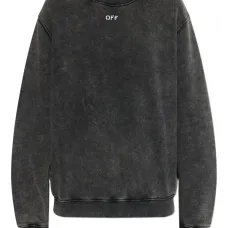 Вязаное изделие с аппликацией в клетку Вязаное изделие с аппликацией в клетку