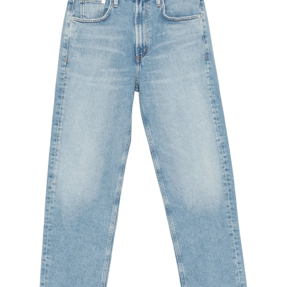 Джинсы прямого кроя