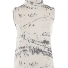 Топ с высоким воротником без рукавов