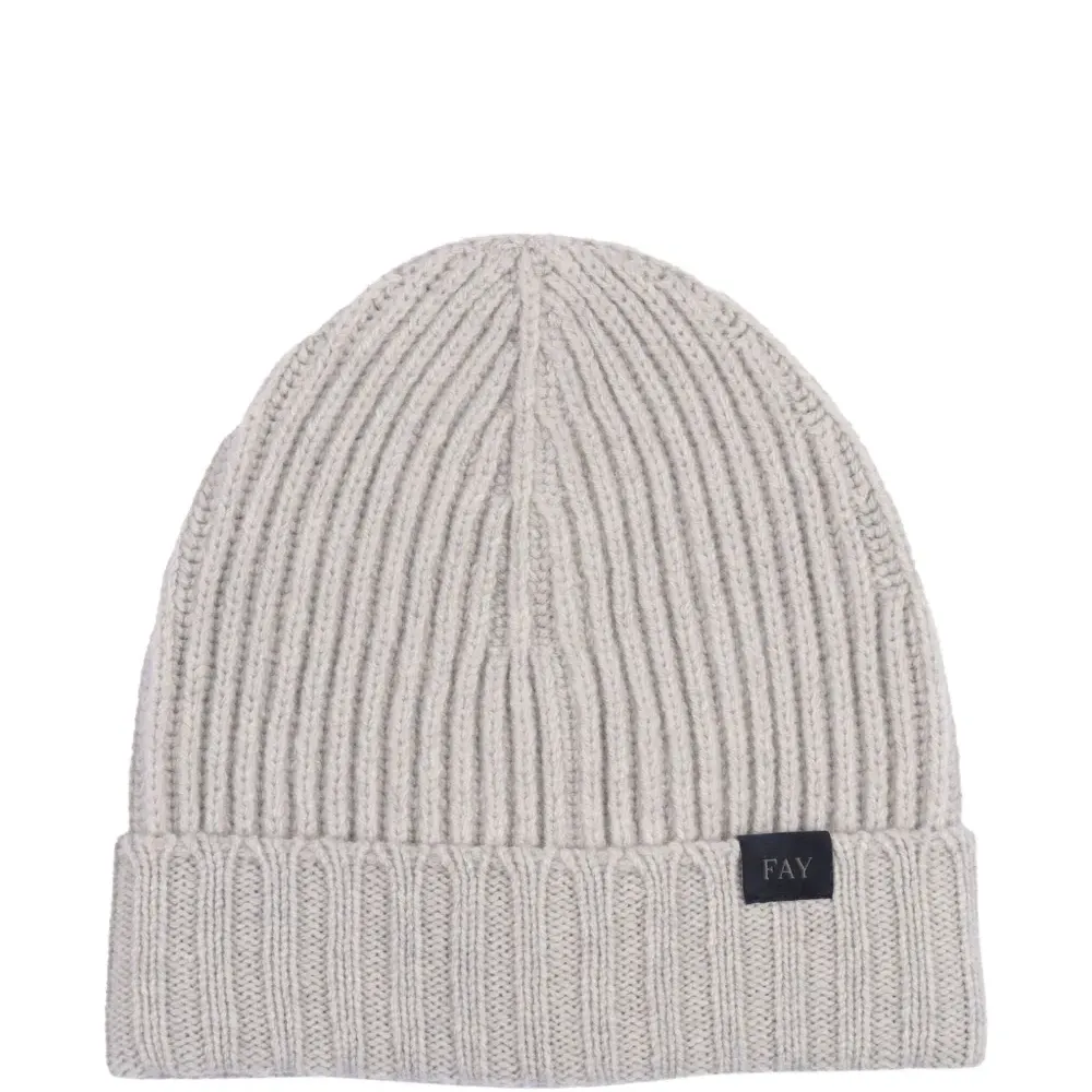 Вязаная шерстяная шапка резинкой Вязаная шерстяная шапка резинкой