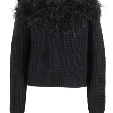 Рифлёный свитер с перьевым декором