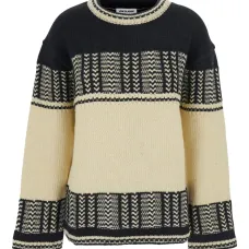 Свитер с интарсией