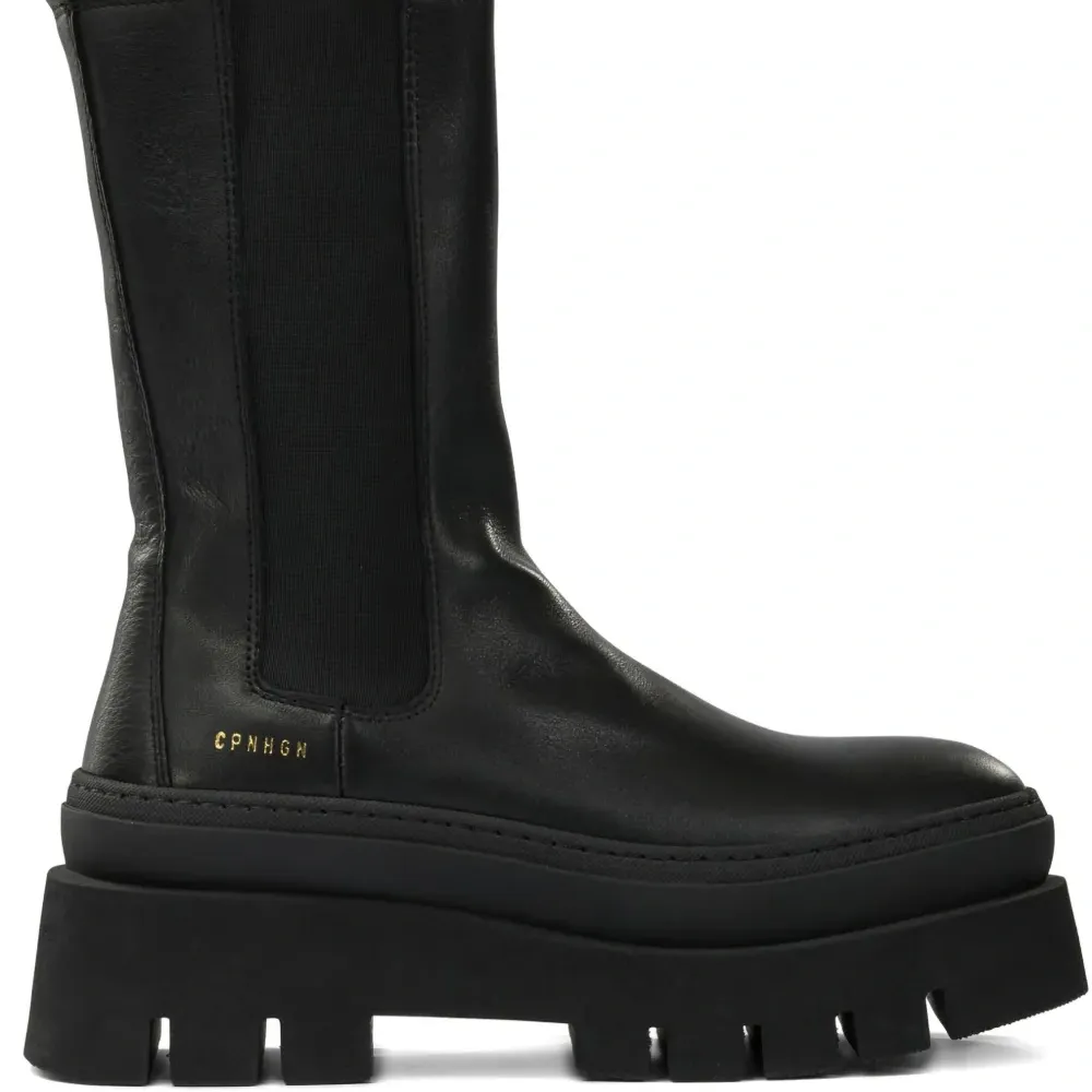 Ботинки на платформе с эластичными вставками