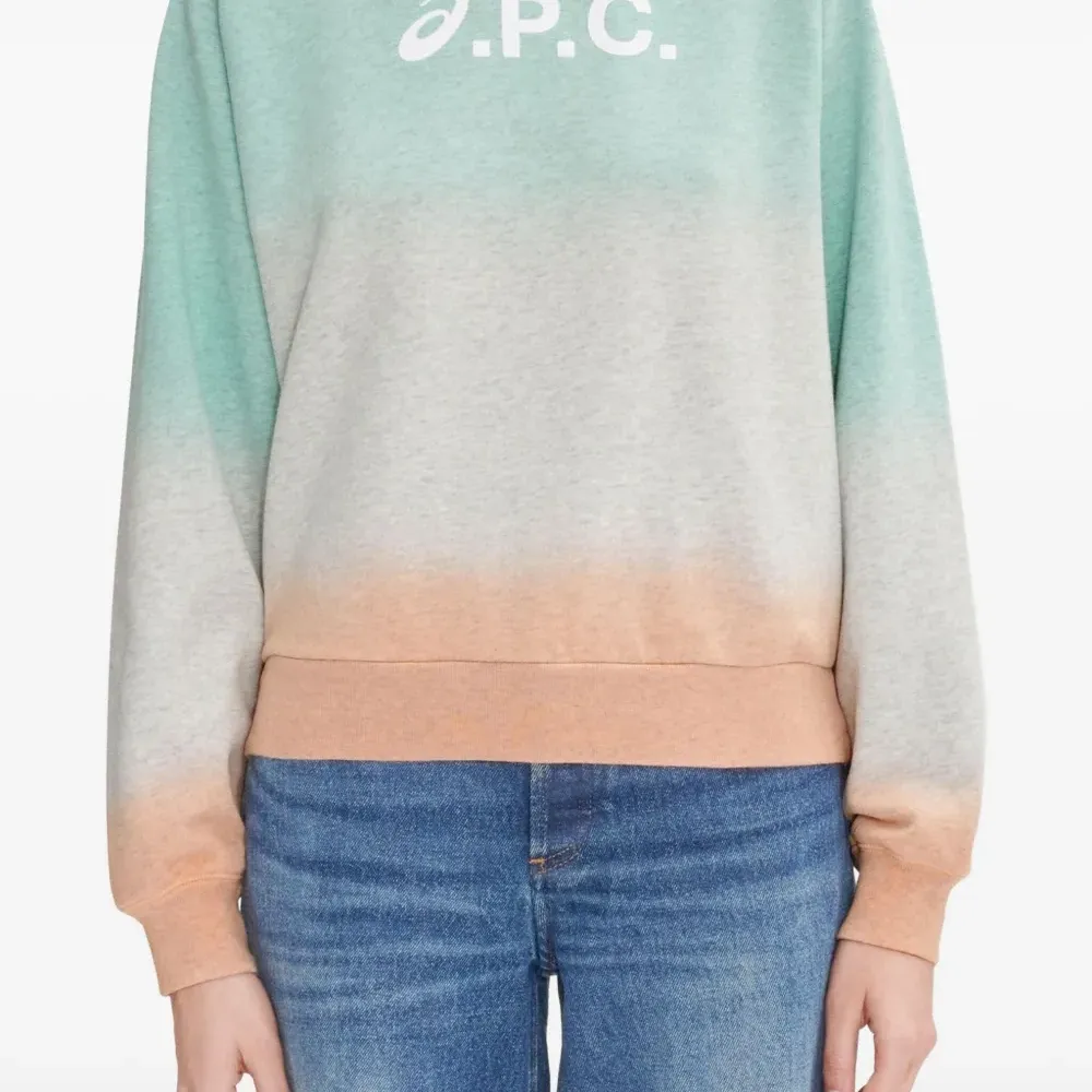 Свитшот с эффектом дип-дай в цвете «камень»