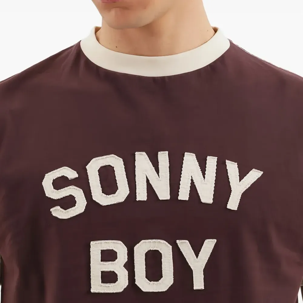 Футболка с круглым вырезом и короткими рукавами