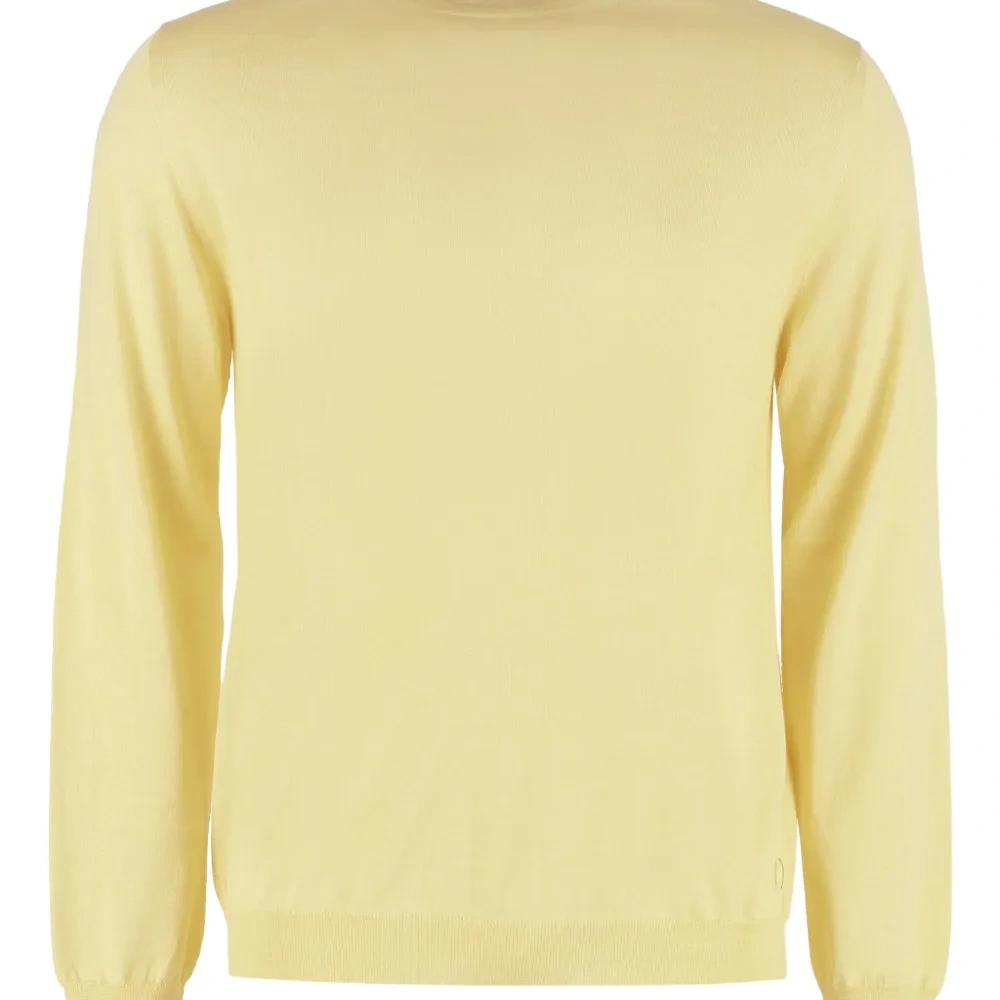 Свитер с ребристыми краями