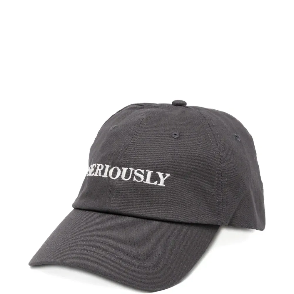 Кепка с вышивкой