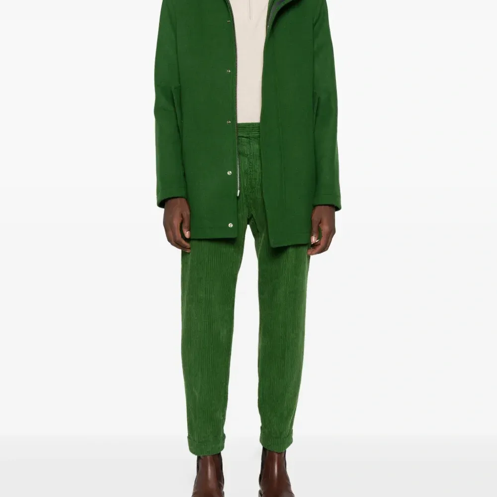 Парка с капюшоном Парка с капюшоном