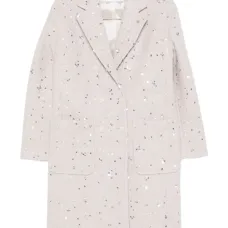 Пальто, украшенное пайетками