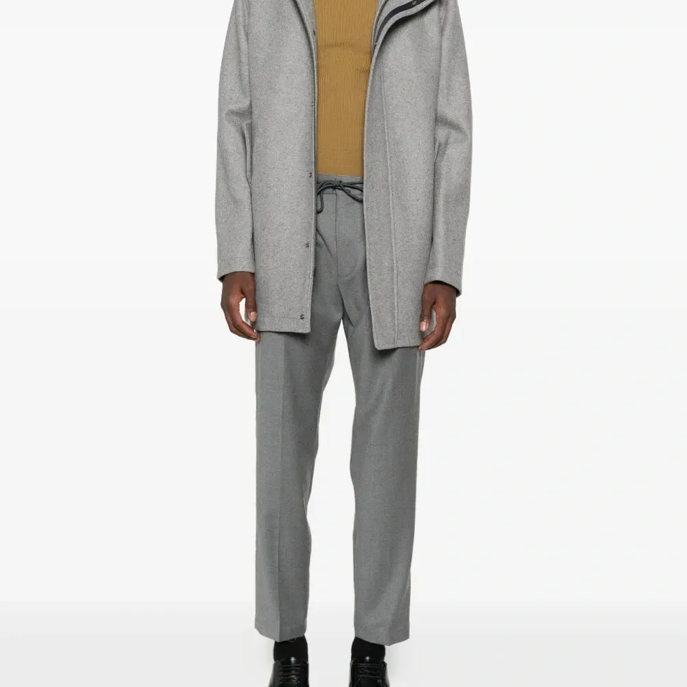 Парка с капюшоном Парка с капюшоном