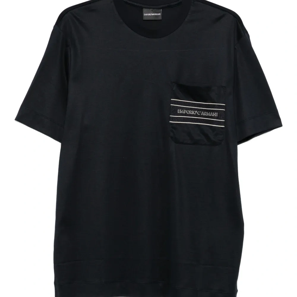 Футболка с логотипом