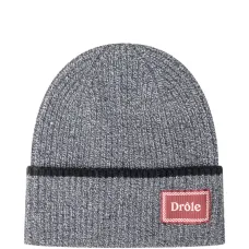 Шерстяная шапка с нашивкой-логотипом