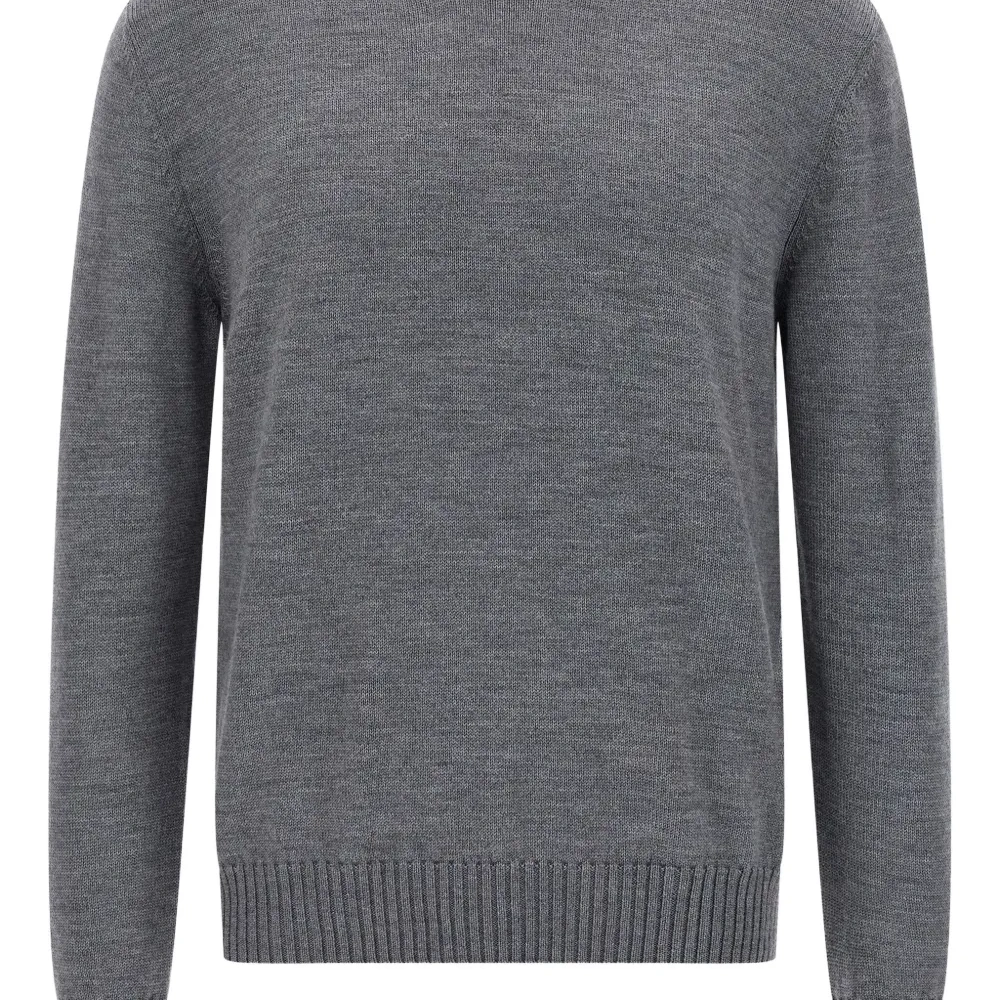 Джемпер с длинными рукавами и круглым вырезом Джемпер с длинными рукавами и круглым вырезом