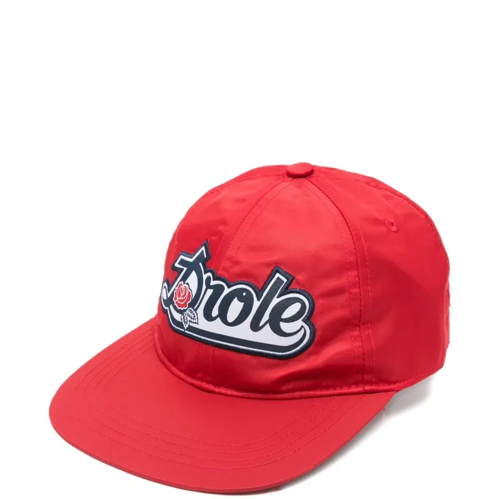 Бейсболка с логотипом