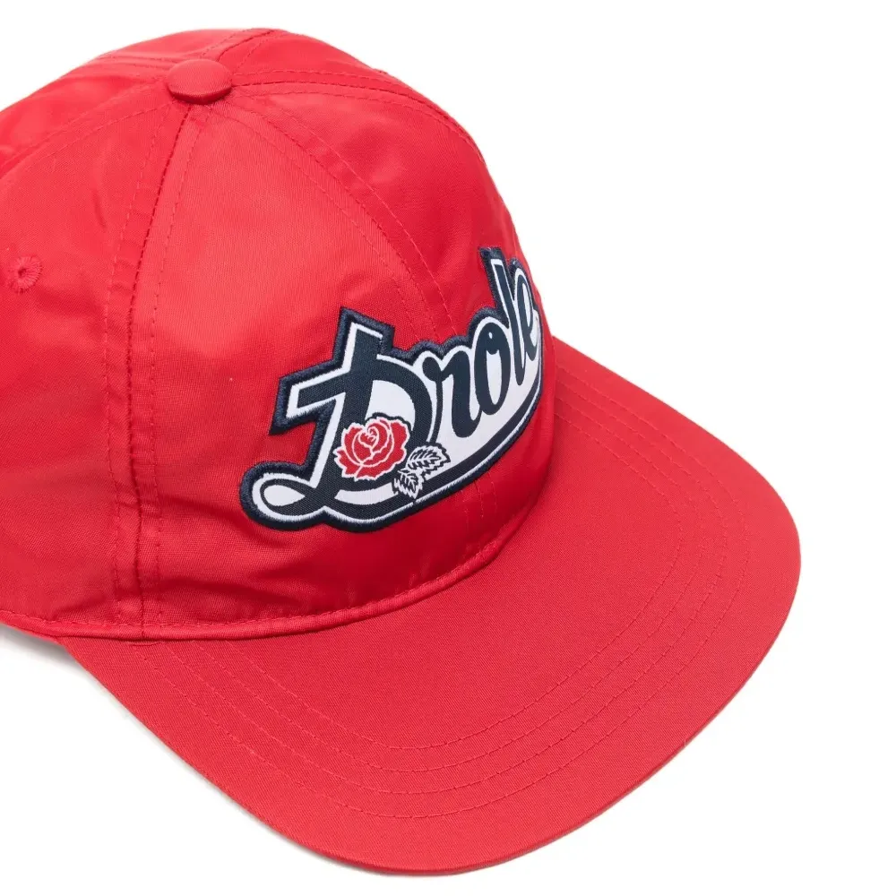 Бейсболка с логотипом