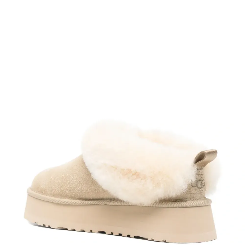 Ботинки на платформе с отделкой из овчины