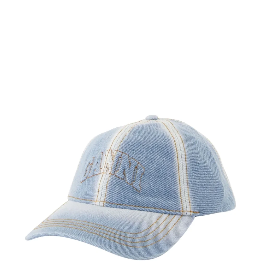 Джинсовая кепка с вышитым логотипом Джинсовая кепка с вышитым логотипом