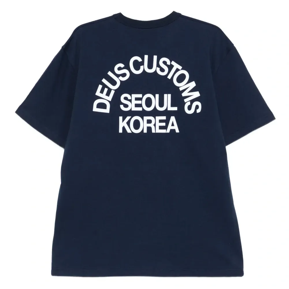 Футболка с логотипом