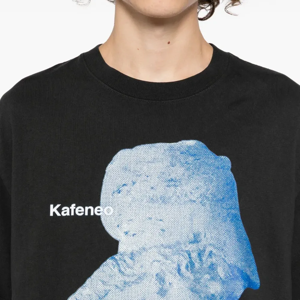 Футболка с графичным принтом