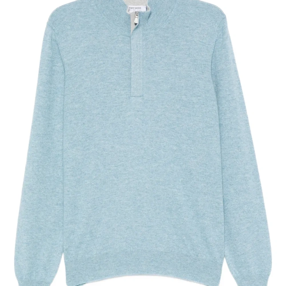 Свитер с воротником на молнии