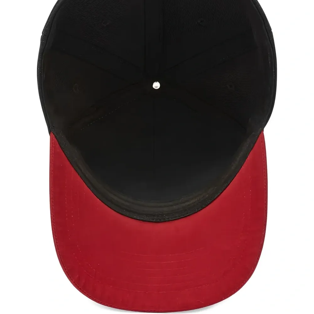 Бейсболка с вышитым логотипом