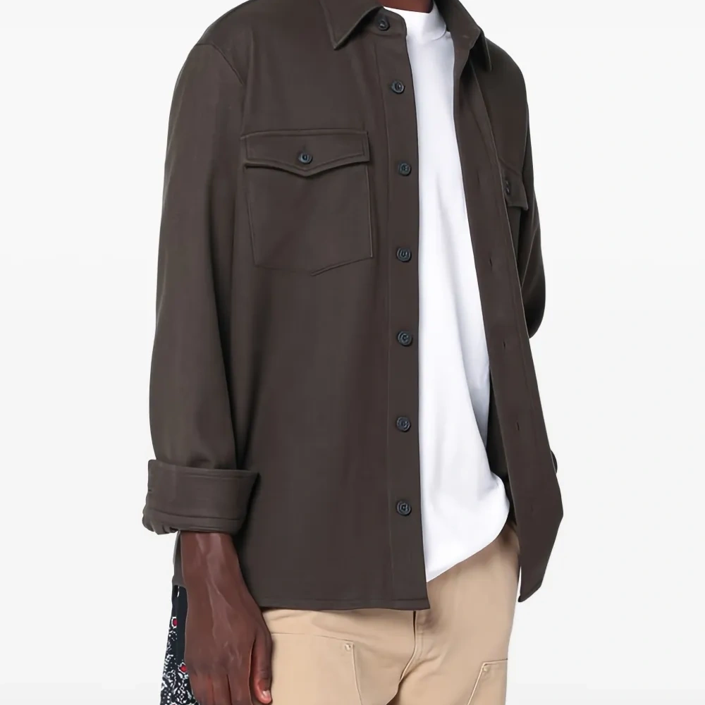 Рубашка с длинными рукавами и карманом