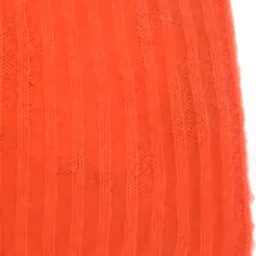 Вязаная шапка резинкой