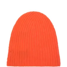 Вязаная шапка резинкой