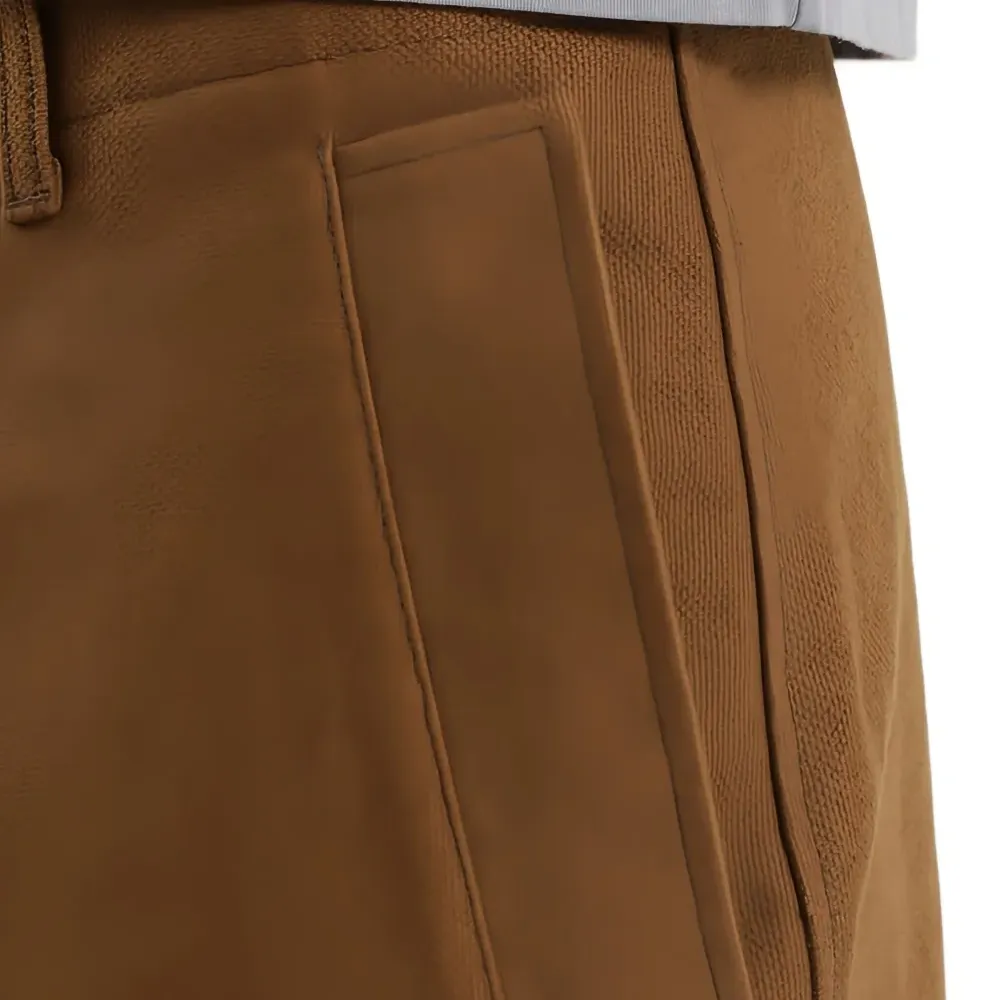 Джоггеры на кулиске