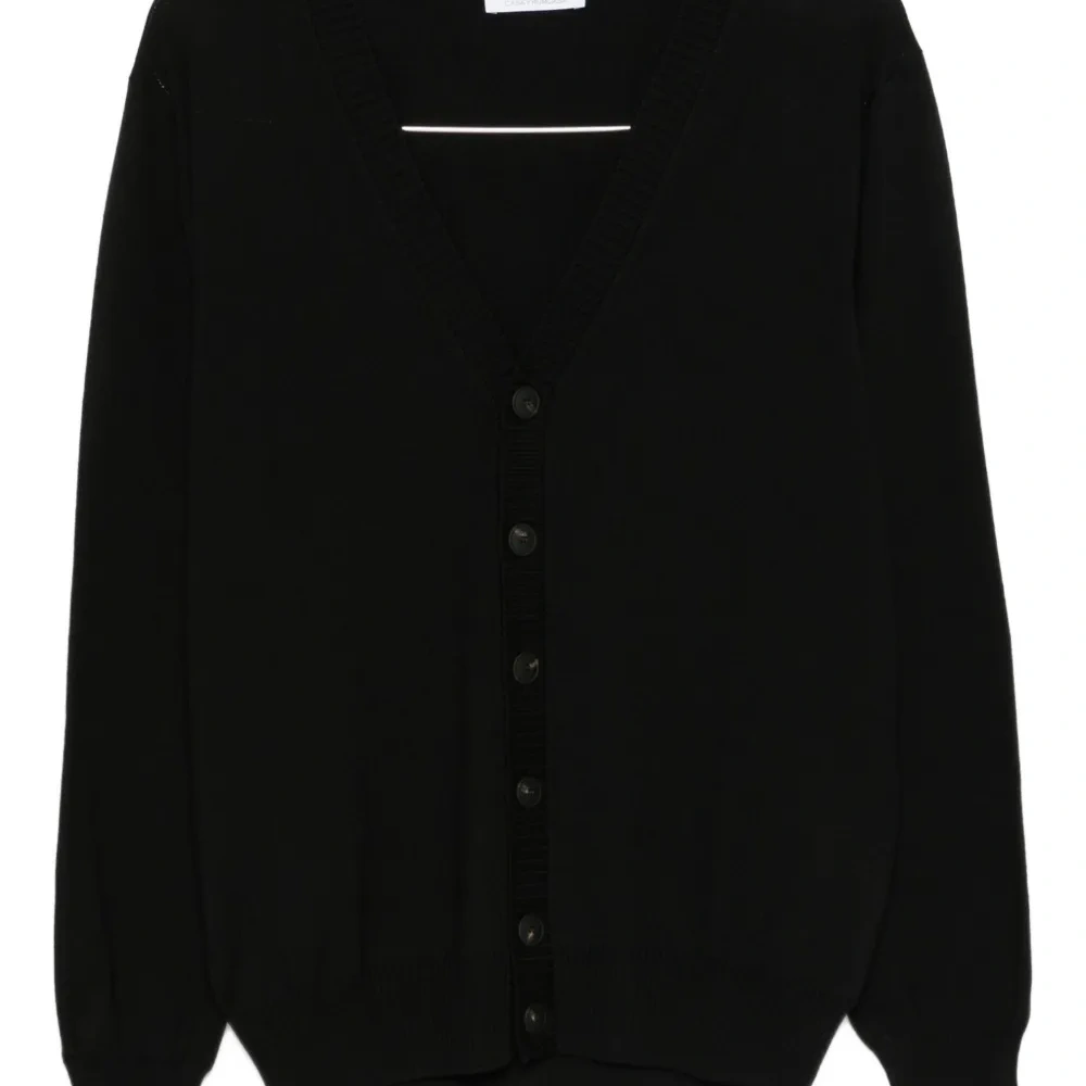 Кардиган на пуговицах с V-образным вырезом