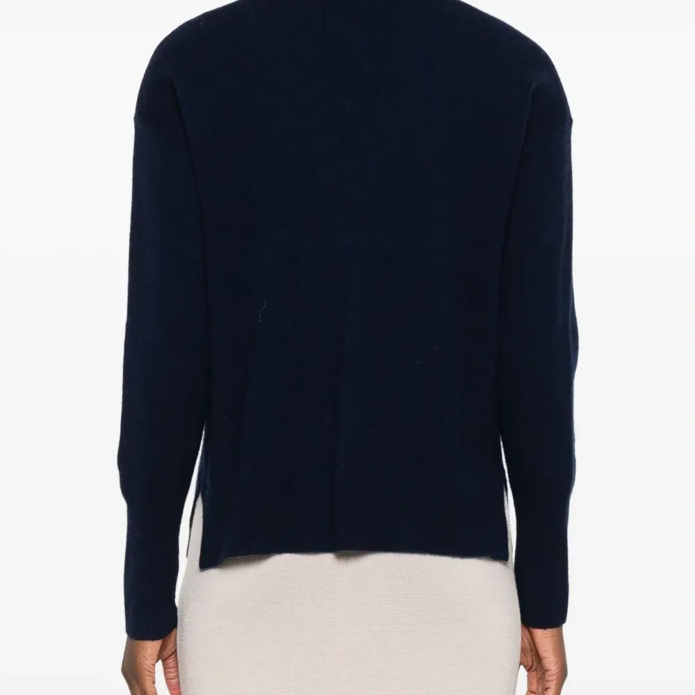 Кашемировый кардиган на пуговицах