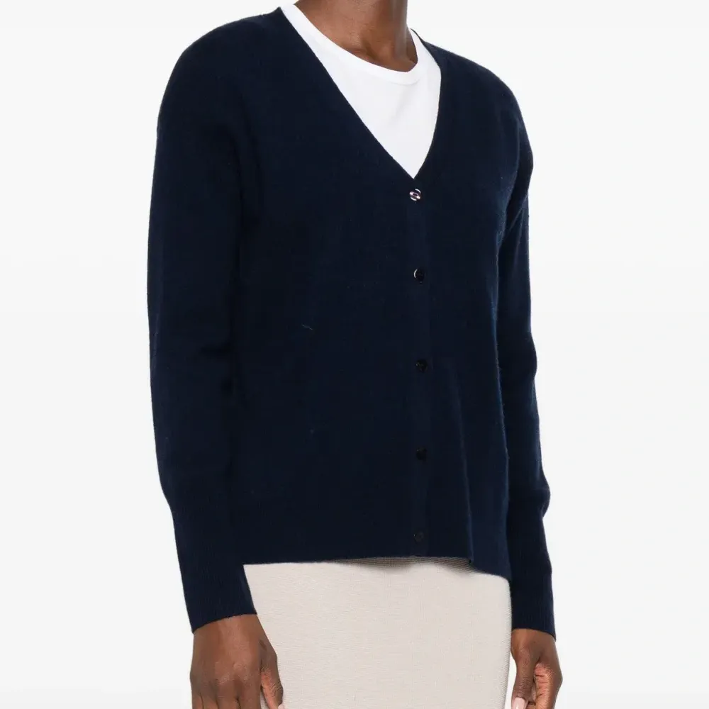 Кашемировый кардиган на пуговицах