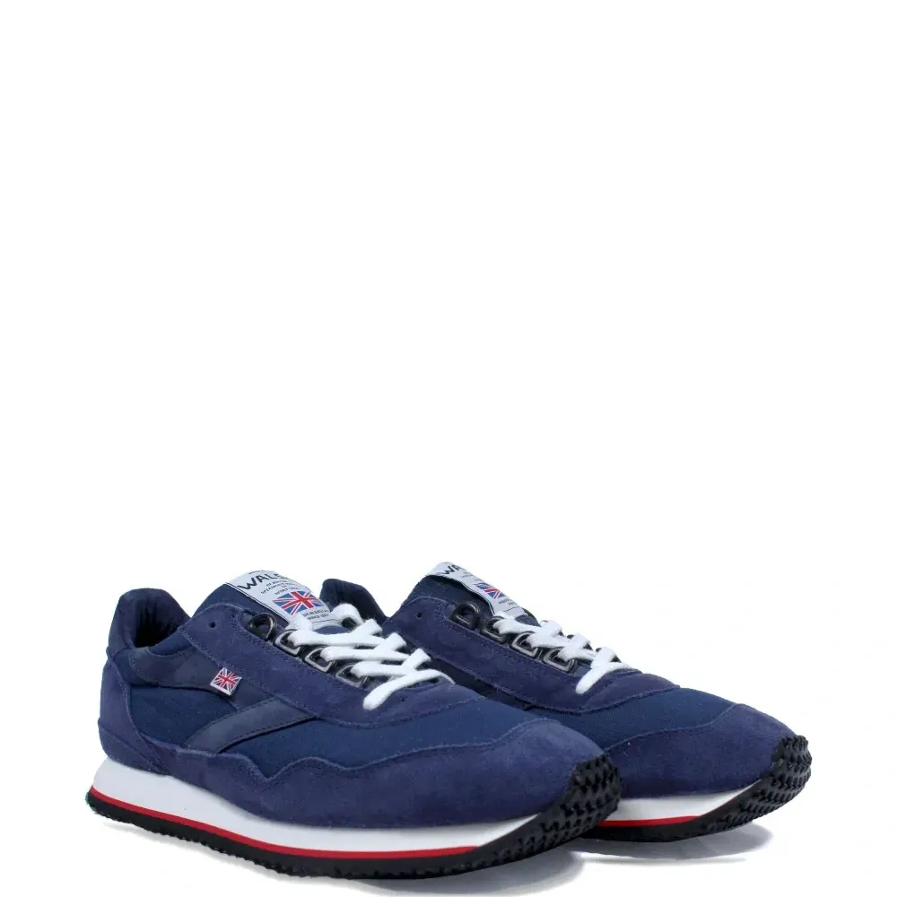 Кроссовки с замшевыми вставками