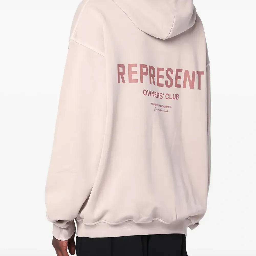 Худи с карманом-муфтой