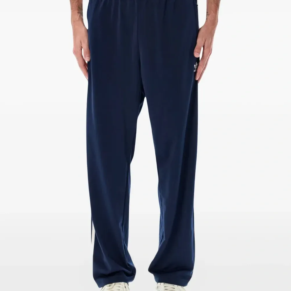 Спортивные брюки Firebird Adicolor в полоску