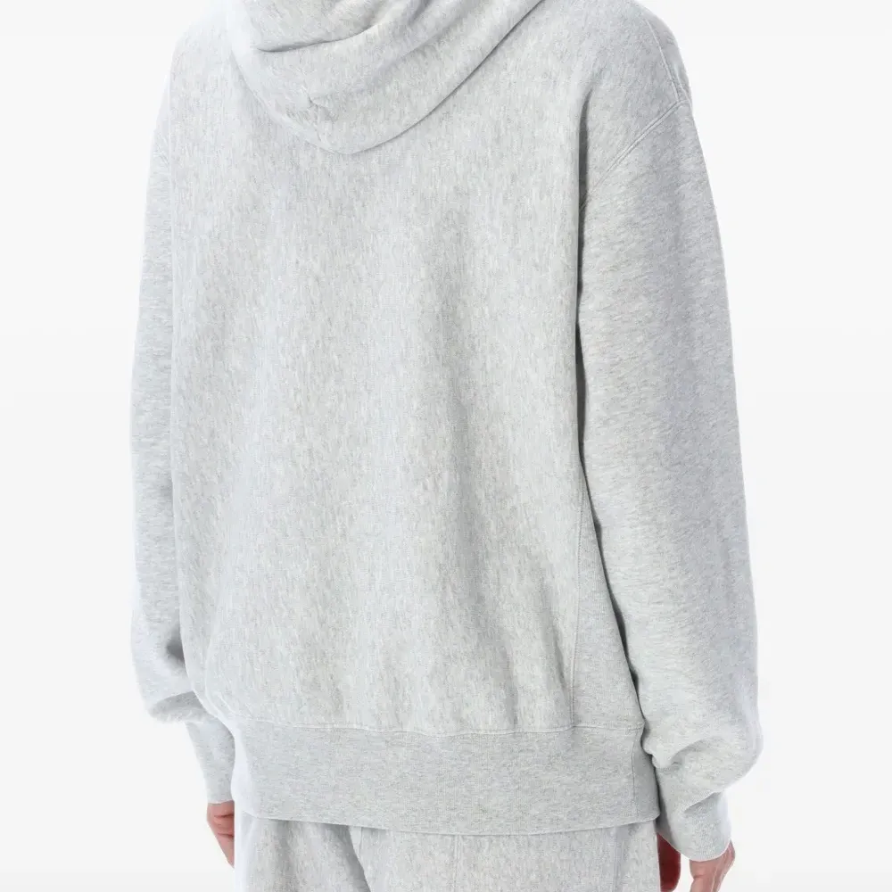 Худи с вышитым логотипом