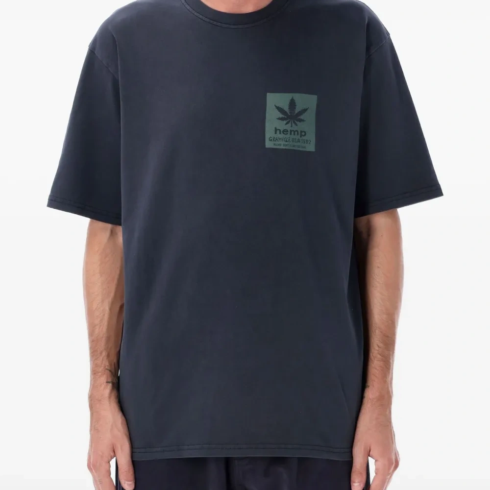 Футболка с графичным принтом