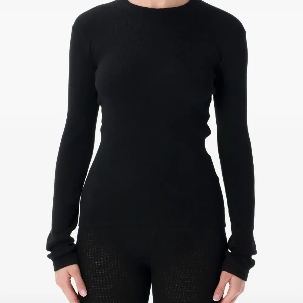 Футболка с длинными рукавами