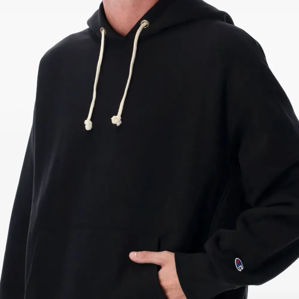 Худи с нашивкой-логотипом